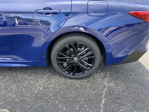 New 2026 Toyota Camry SE FWD image 9