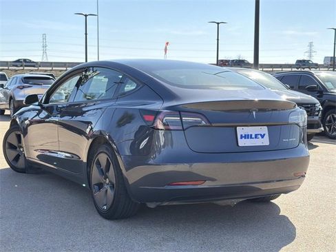 Used 2022 Tesla Model 3 Long Range image 3