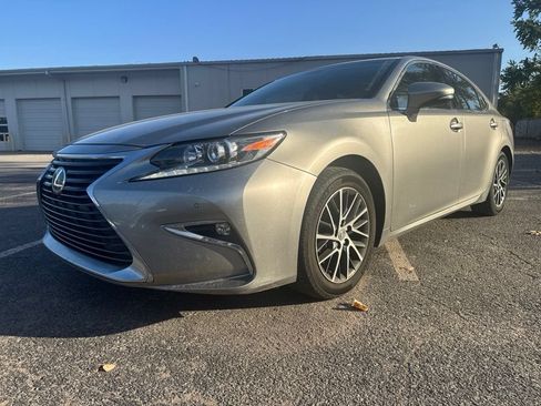 Used 2016 Lexus ES 350 w/ Premium Package w/Wood Trim FWD image 1