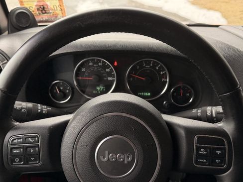 Used 2011 Jeep Wrangler Unlimited Sport w/ Dual Top Group image 7