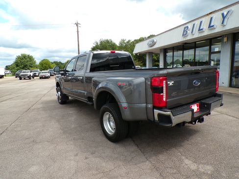 Used 2023 Ford F250 Lariat image 36