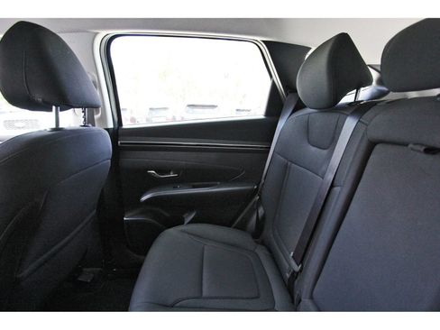 Used 2024 Hyundai Tucson SE FWD image 14