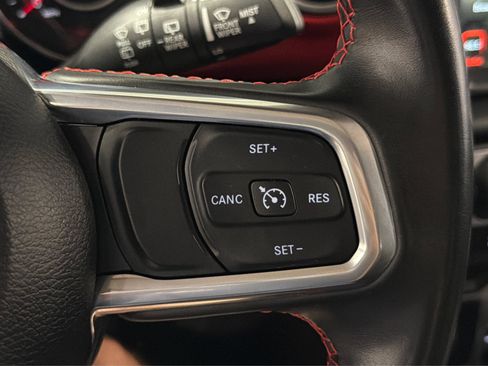 Used 2022 Jeep Wrangler Unlimited Rubicon AWD/4WD image 24
