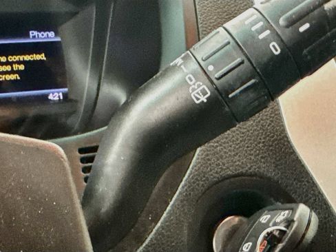 Used 2013 Ford Explorer XLT FWD image 14