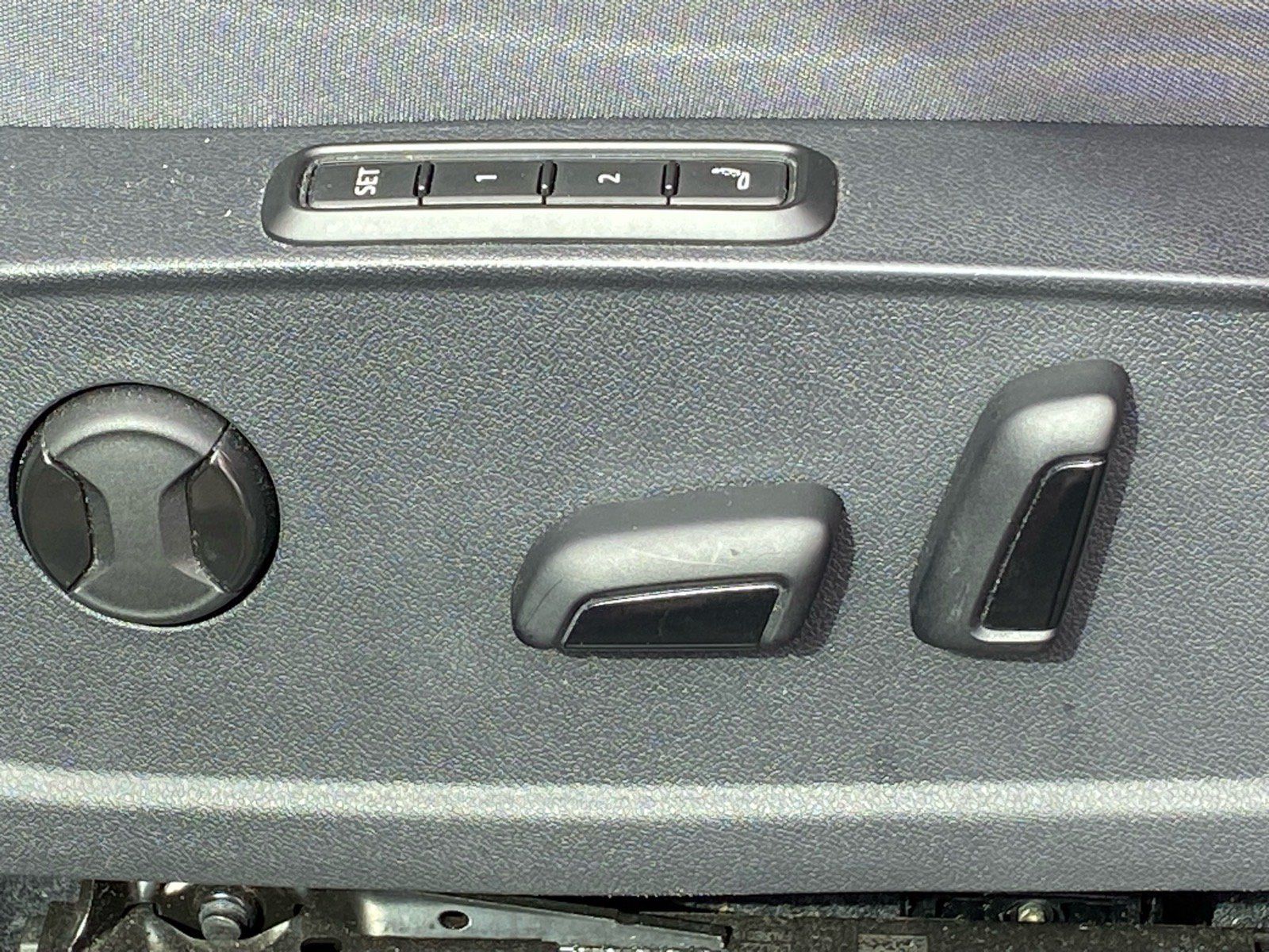 Certified 2023 Volkswagen ID.4 Pro S AWD/4WD image 11