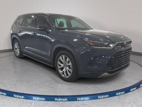 Used 2024 Toyota Grand Highlander AWD Hybrid image 4