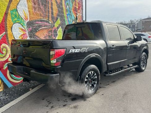 Used 2024 Nissan Titan PRO-4X w/ Pro-4x Convenience Package image 3