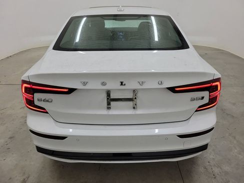Used 2024 Volvo S60 B5 Plus image 6