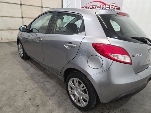 Used 2014 MAZDA MAZDA2 Sport image 12