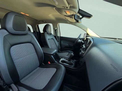 Used 2016 Chevrolet Colorado Z71 image 9