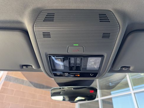 Used 2023 Audi Q4 e-tron Premium Plus w/ Premium Plus image 27