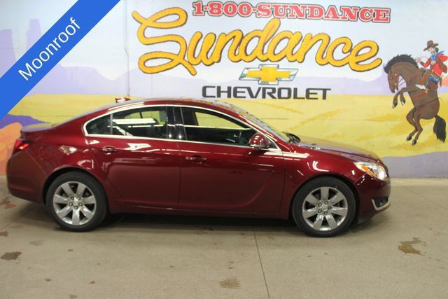 Used 2017 Buick Regal Premium FWD image 1