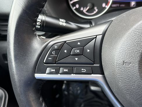 Used 2021 Nissan Sentra SV image 28