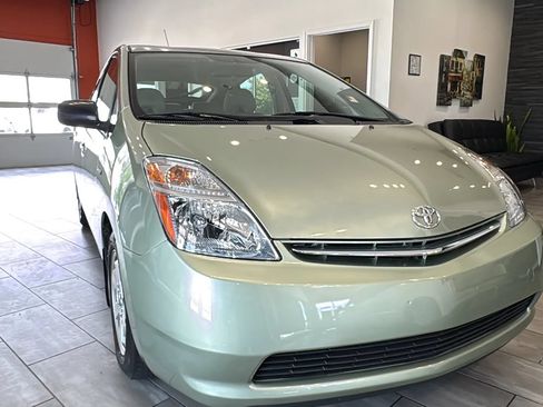 Used 2009 Toyota Prius FWD image 1