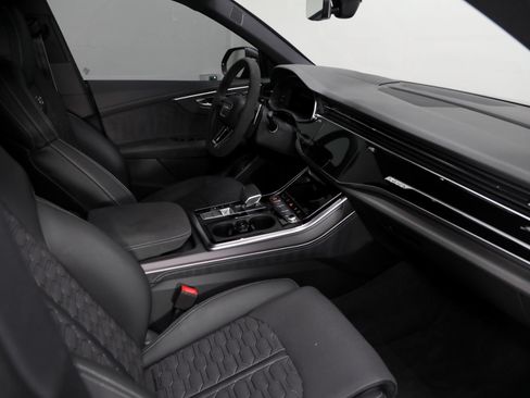 Used 2026 Audi RS Q8 performance AWD/4WD image 2
