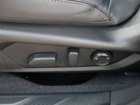 Certified 2026 Subaru Outback Limited AWD/4WD image 19