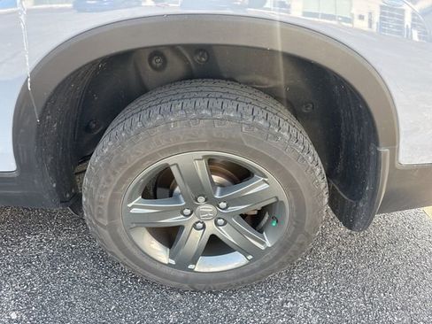 Used 2023 Honda Ridgeline RTL-E image 16