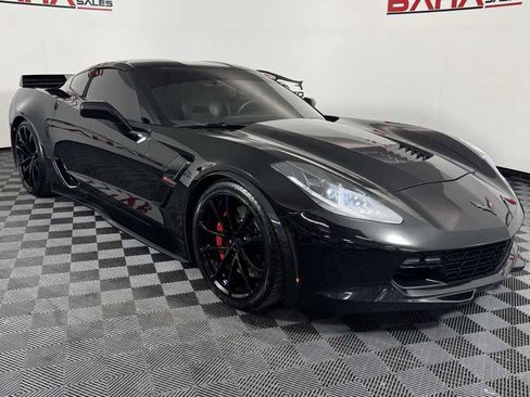 Used 2018 Chevrolet Corvette Grand Sport w/ Carbon Flash Badge Package RWD image 8