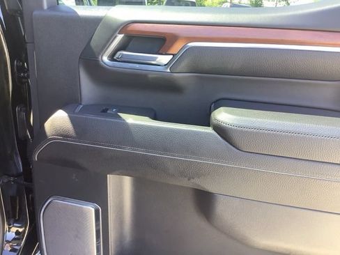 Used 2022 GMC Sierra 1500 Denali AWD/4WD image 25