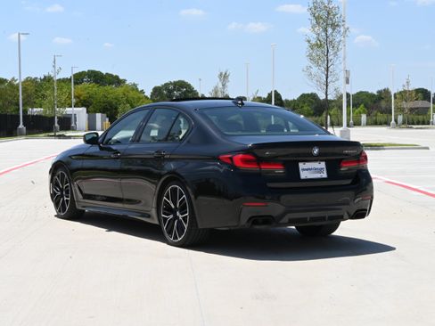 Used 2021 BMW M550i xDrive AWD/4WD image 7