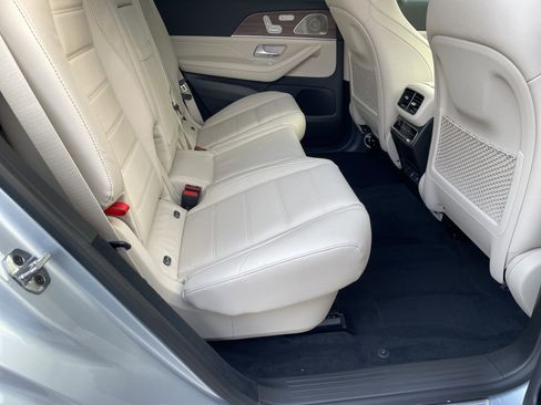 New 2026 Mercedes-Benz GLS 450 4MATIC image 42