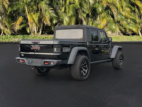Used 2023 Jeep Gladiator Mojave w/ Cold Weather Group AWD/4WD image 4