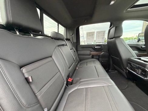 Used 2021 GMC Sierra 3500 Denali w/ Denali Ultimate Package AWD/4WD image 35