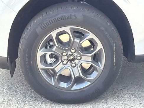 New 2026 Ford Maverick XLT image 9