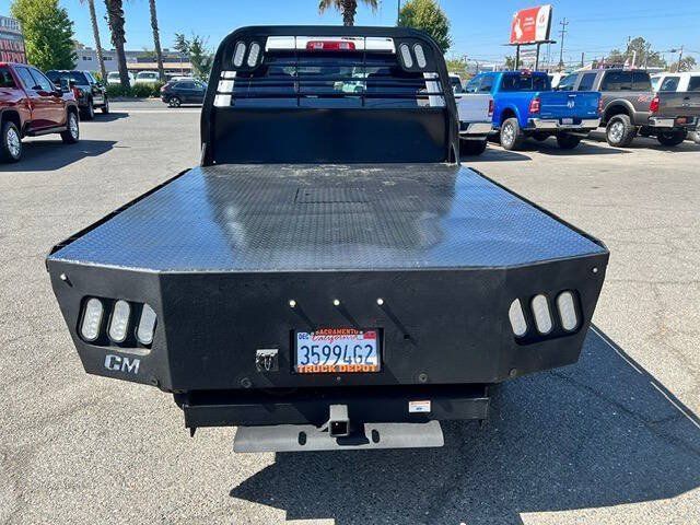 Used 2018 RAM 3500 Tradesman w/ Chrome Appearance Group AWD/4WD image 6
