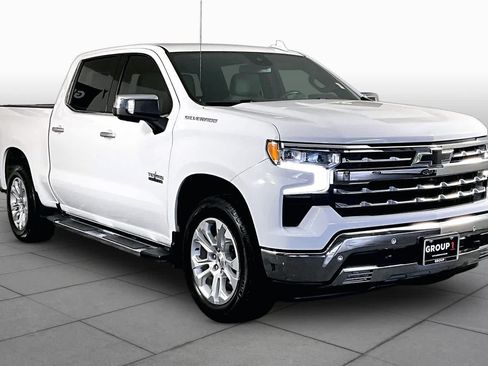 Used 2023 Chevrolet Silverado 1500 LTZ w/ LTZ Convenience Package II RWD image 3
