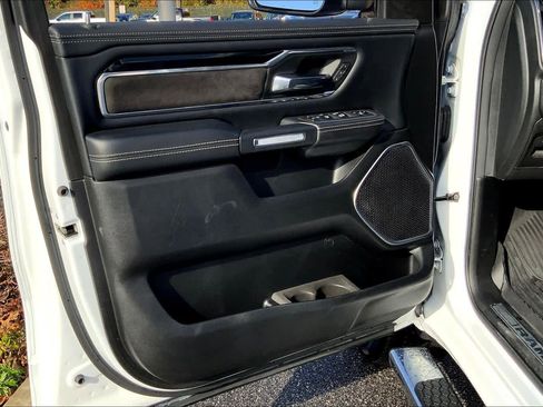Used 2021 RAM 1500 Laramie w/ Sport Appearance Package image 19