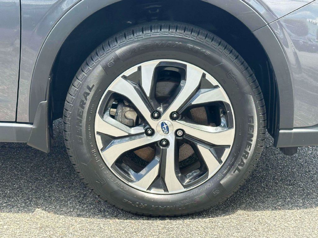 Certified 2022 Subaru Outback Limited AWD/4WD image 6