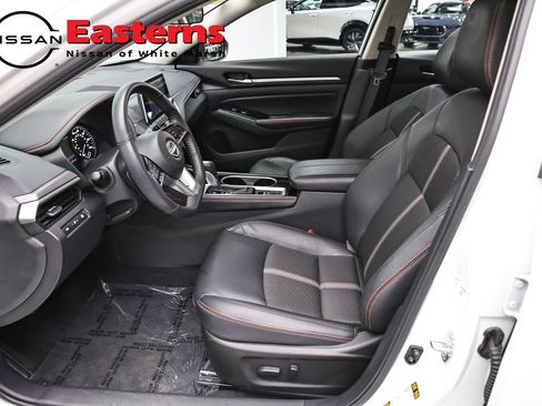 Used 2025 Nissan Altima 2.5 SR AWD/4WD image 14