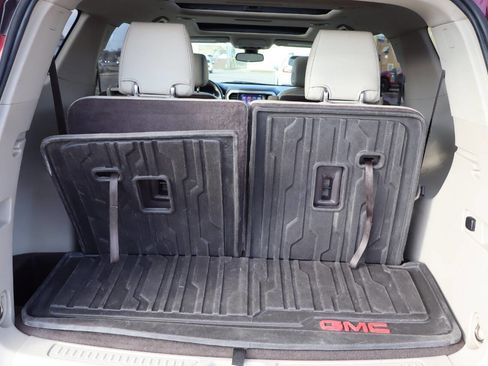 Used 2019 GMC Acadia Denali w/ Technology Package image 11