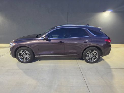 Used 2023 Genesis GV70 2.5T w/ Advanced Package AWD/4WD image 7