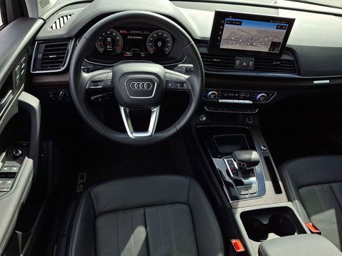 Used 2023 Audi Q5 2.0T Premium Plus w/ Premium Plus Package AWD/4WD image 11