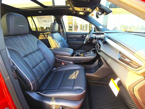 New 2026 Buick Enclave Avenir w/ Super Cruise Package image 21