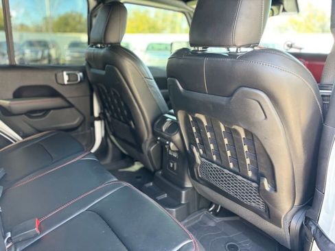 Used 2023 Jeep Wrangler Unlimited Rubicon w/ Xtreme 35 Tire Package image 12