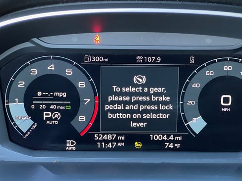 Used 2022 Audi Q3 2.0T Premium image 23