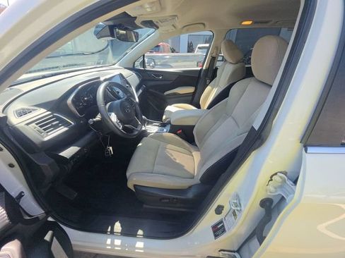 Used 2023 Subaru Ascent Premium w/ Convenience Package AWD/4WD image 5
