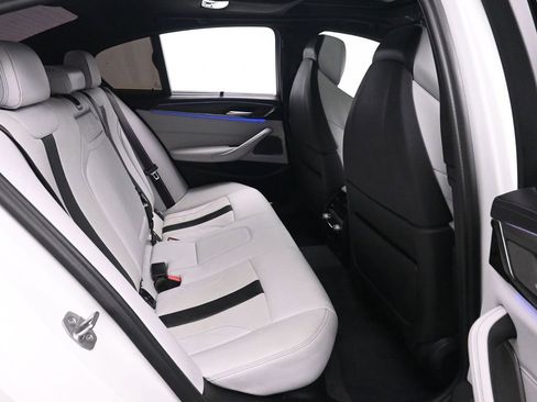 Used 2022 BMW M5 w/ Competition Package image 20