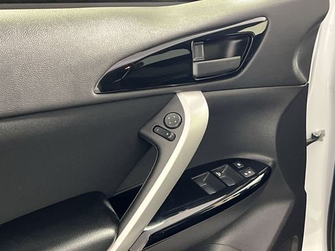 Used 2024 Mitsubishi Eclipse Cross AWD image 16