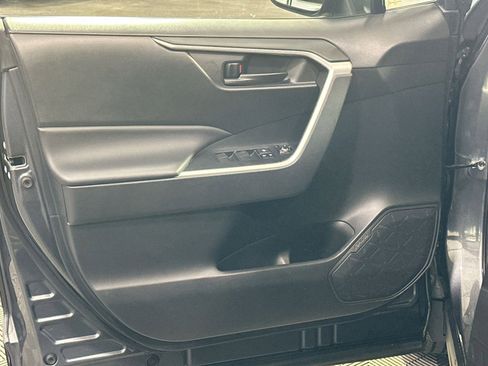 Used 2023 Toyota RAV4 LE image 15
