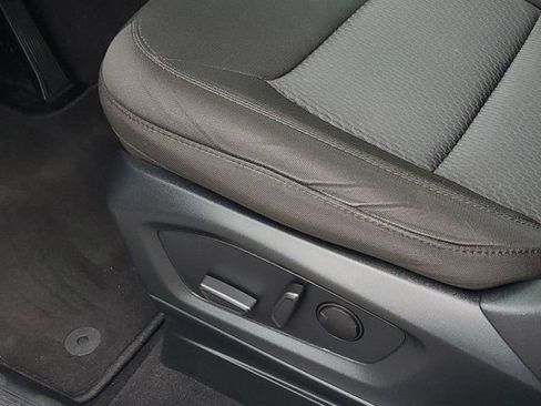 Certified 2023 Ford Explorer XLT image 21