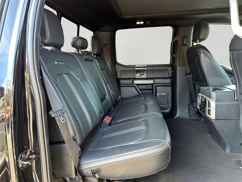 Used 2022 Ford F350 Platinum w/ FX4 Off-Road Package image 13