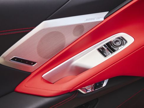 Used 2021 Chevrolet Corvette Stingray Preferred Cpe w/ 2LT image 28