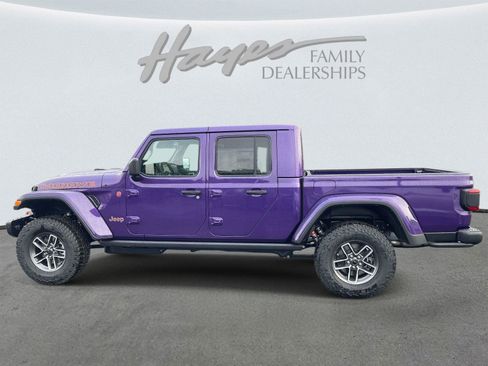 New 2026 Jeep Gladiator Mojave image 15
