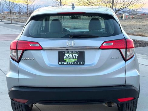 Used 2020 Honda HR-V LX image 7