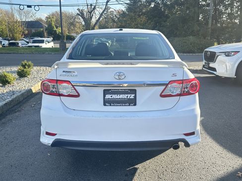Used 2012 Toyota Corolla S image 7