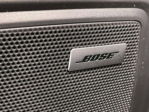 Used 2025 Porsche Macan image 38